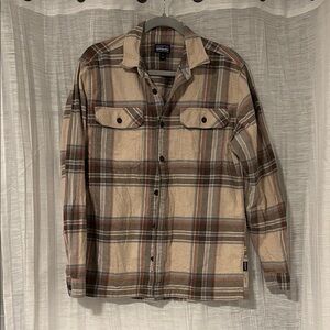 Patagonia Men's Beige and Brown Flannel Shirt
